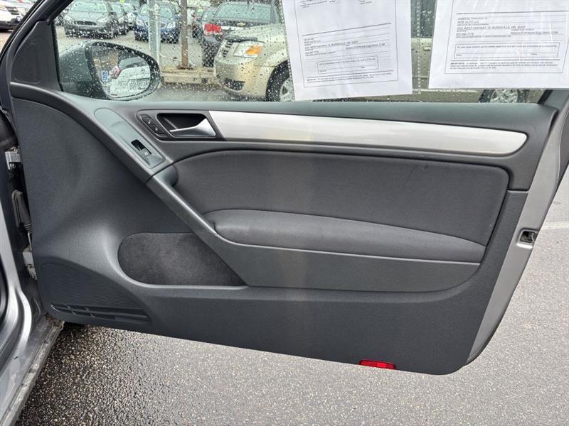 Volkswagen Golf  2010