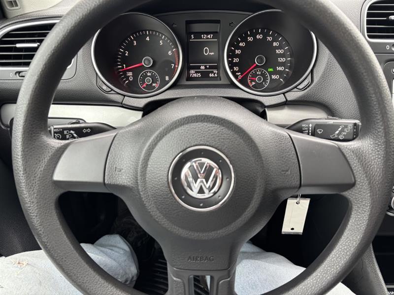Volkswagen Golf  2010