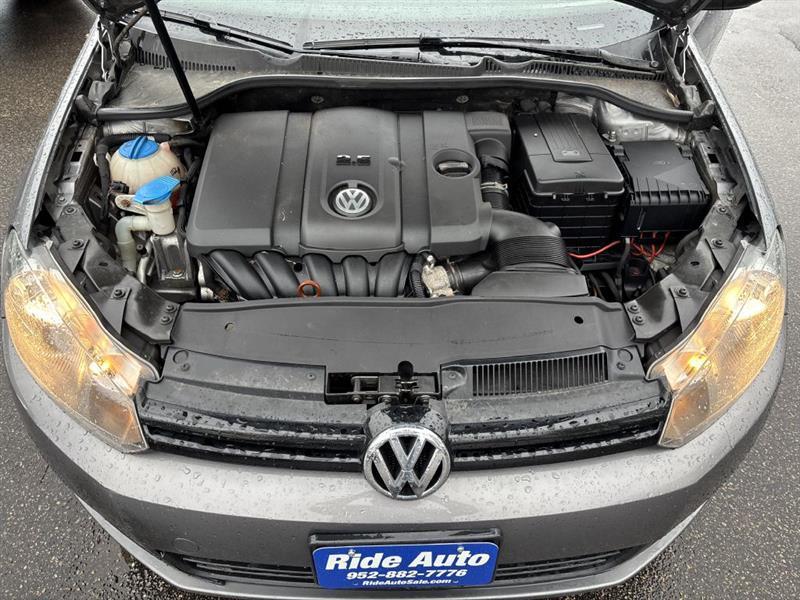 Volkswagen Golf  2010