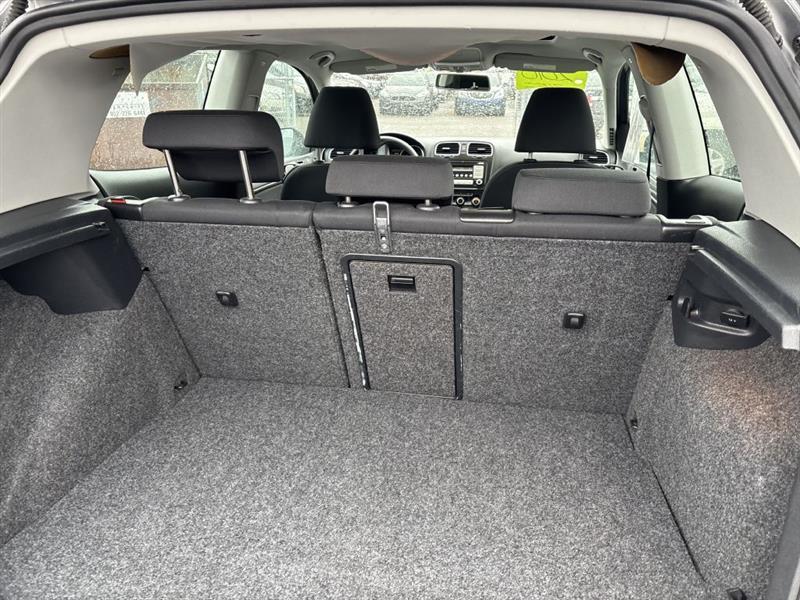 Volkswagen Golf  2010