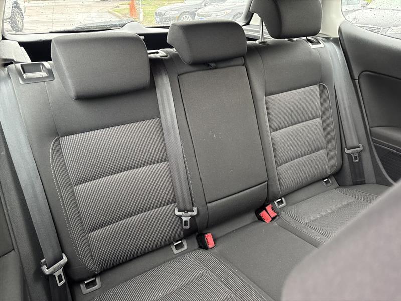 Volkswagen Golf  2010