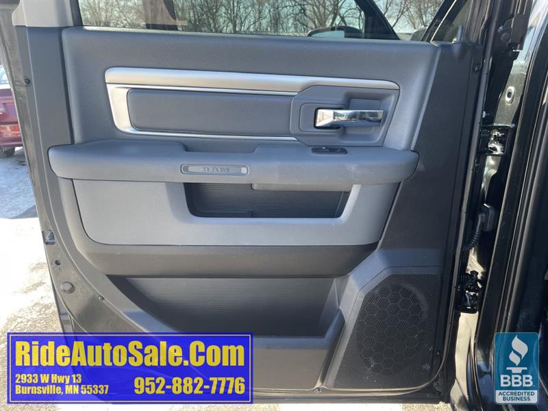 Dodge Ram 1500  2016