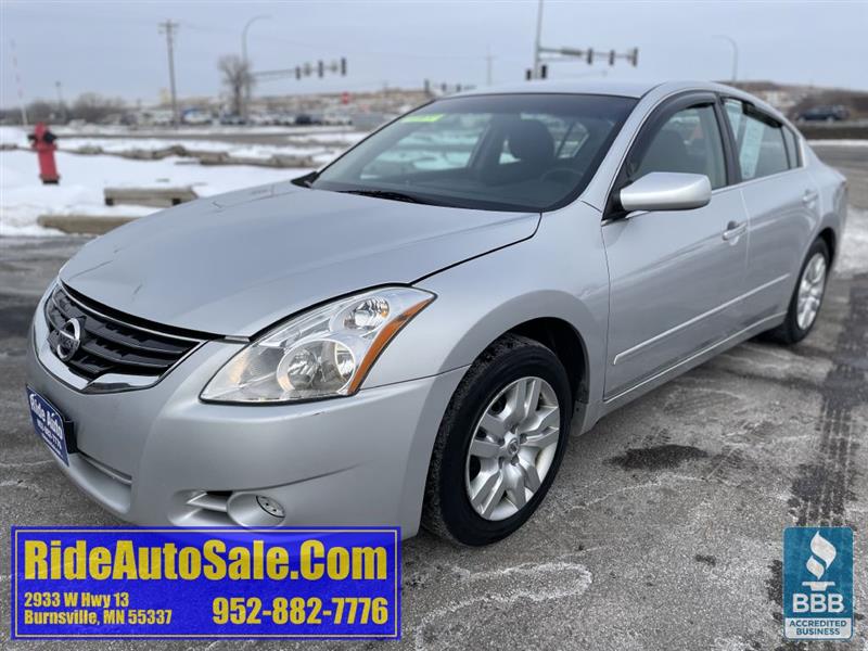 2012 Nissan Altima 2.5s 4dr sedan reliable 4cyl CLEAN!