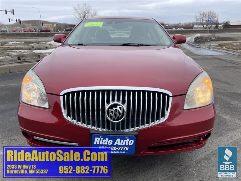 Buick Lucerne  2010
