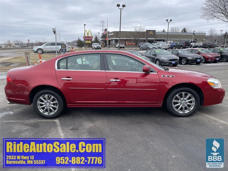 Buick Lucerne  2010