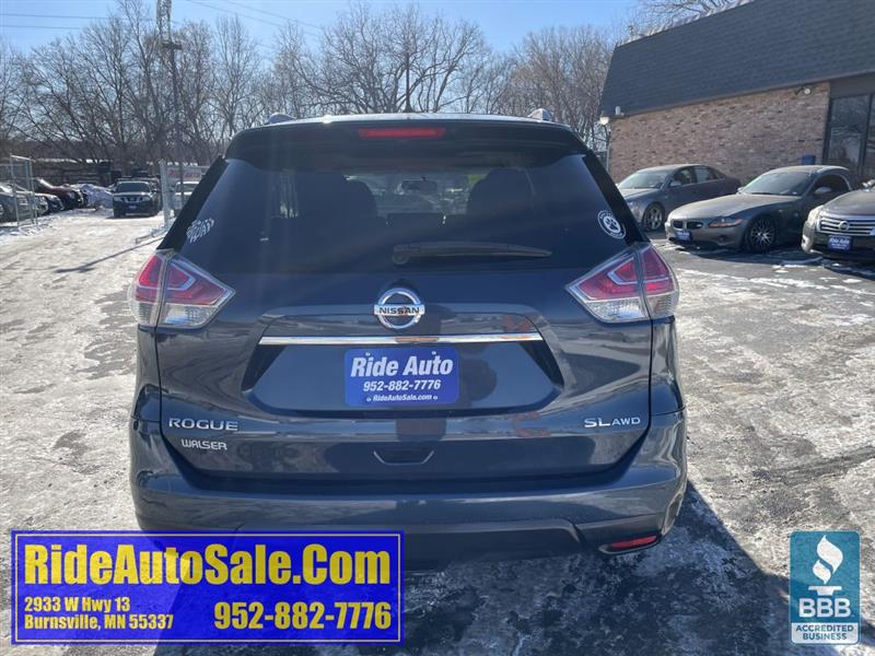 Nissan Rogue  2016