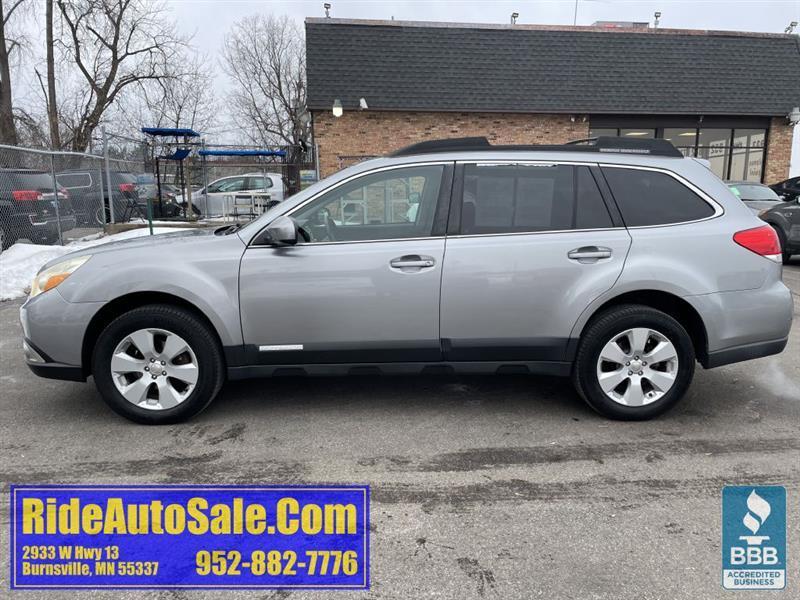 Subaru Outback  2011
