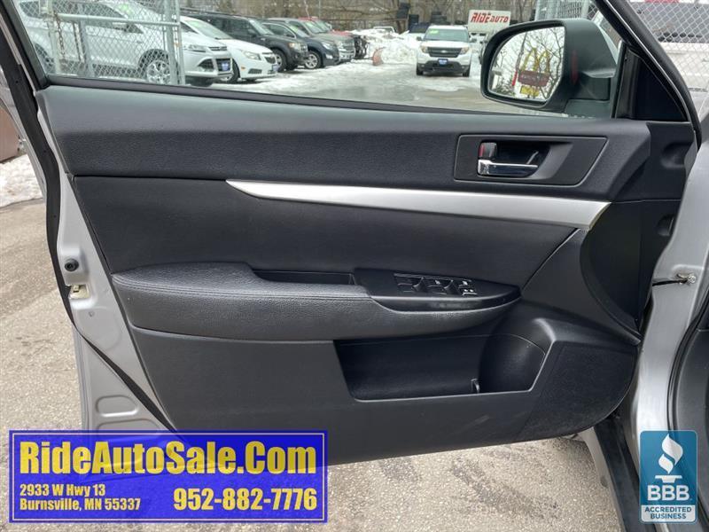 Subaru Outback  2011