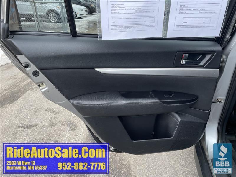 Subaru Outback  2011