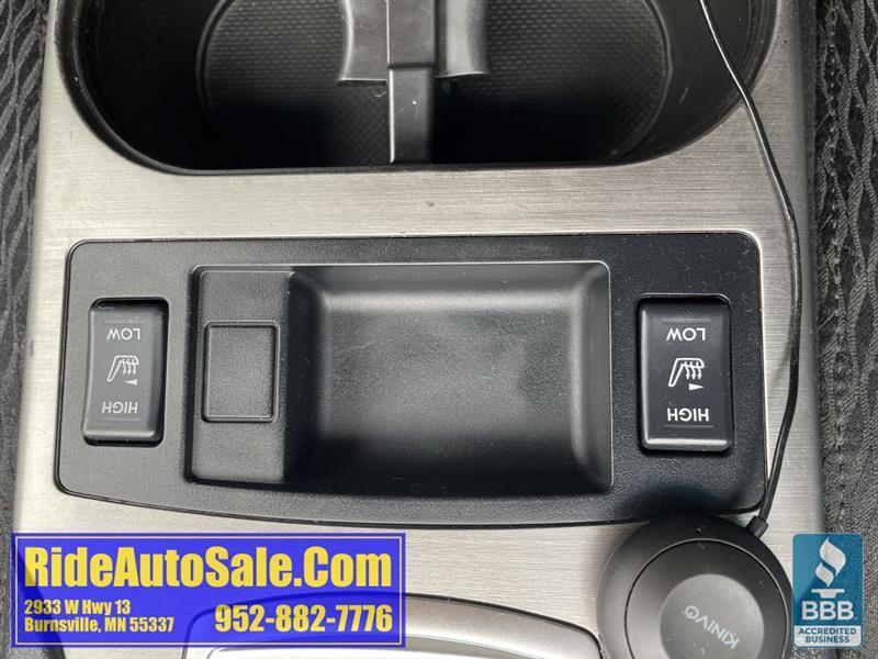 Subaru Outback  2011