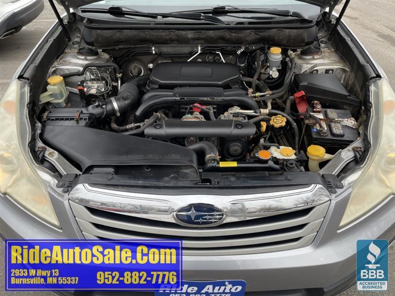 Subaru Outback  2011