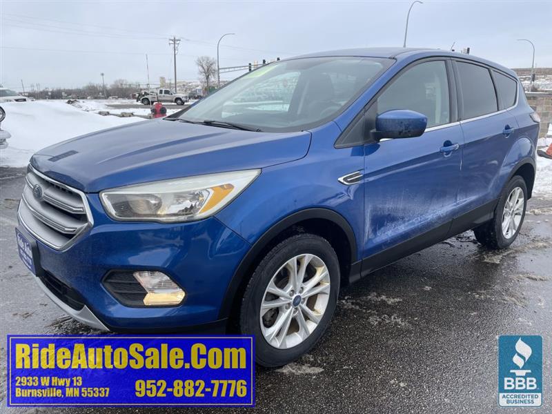 2017 Ford Escape SE, Cross Over SUV, 4x4, 4cyl, clean !