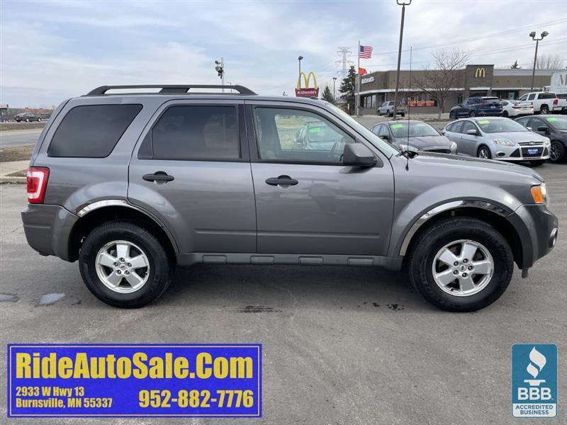Ford Escape  2010