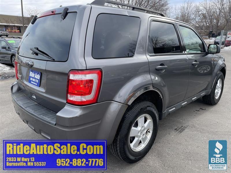 Ford Escape  2010