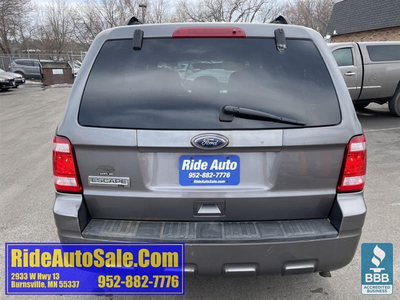 Ford Escape  2010