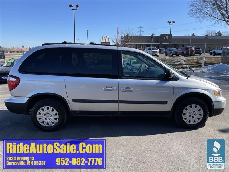 Chrysler Town & Country  2005