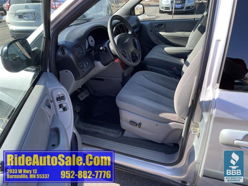Chrysler Town & Country  2005