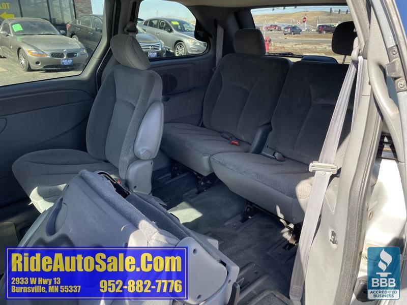 Chrysler Town & Country  2005