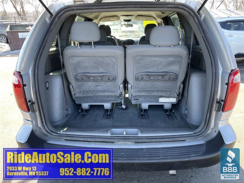 Chrysler Town & Country  2005