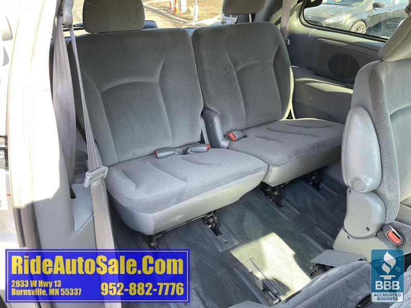 Chrysler Town & Country  2005