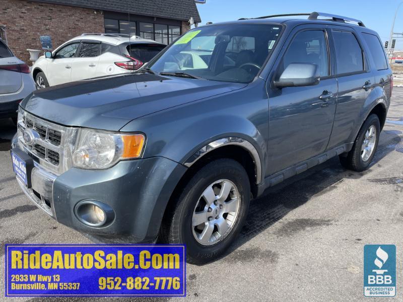 2012 Ford Escape Limited, 5 Passenger, 4x4, 2.5 4cyl, leather !