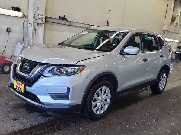 2018 Nissan Rogue S trim, Cross Over SUV, 2.5 4cyl, AWD, runs great!