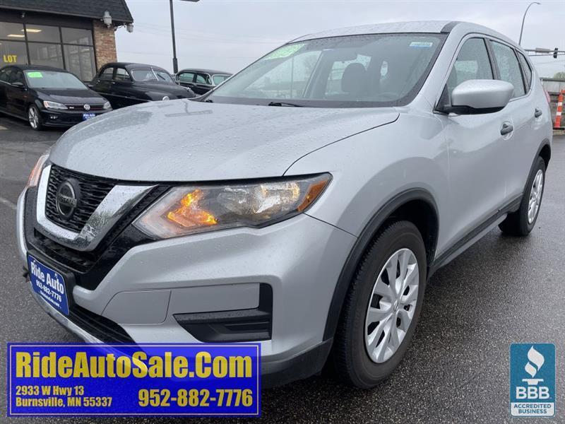 2018 Nissan Rogue S trim, Cross Over SUV, 2.5 4cyl, AWD, runs great!