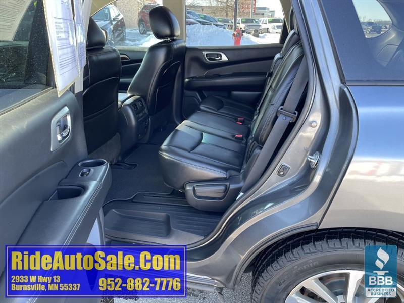 Nissan Pathfinder  2015