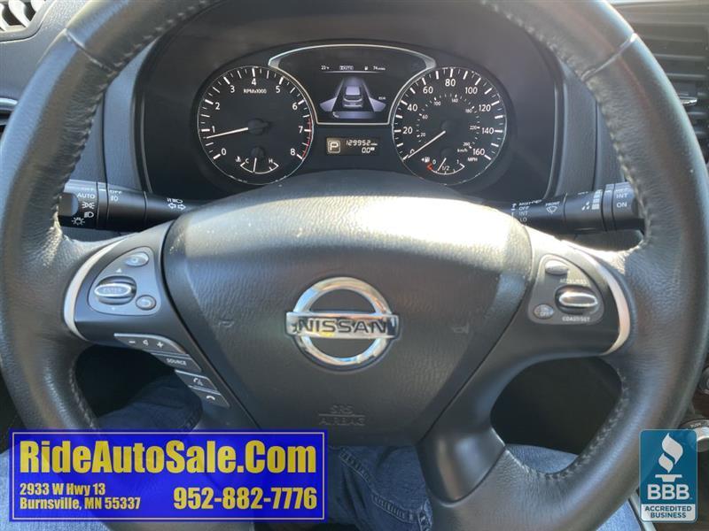 Nissan Pathfinder  2015