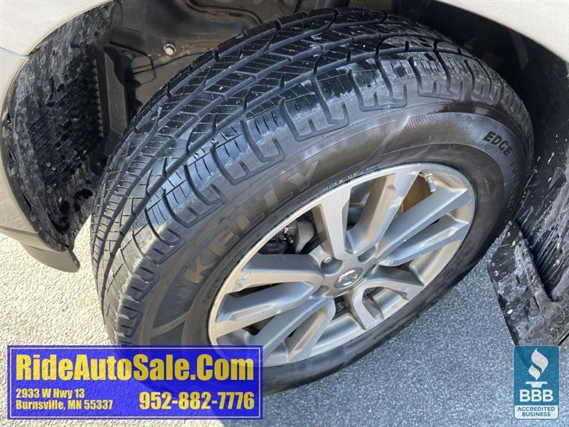 Nissan Pathfinder  2015