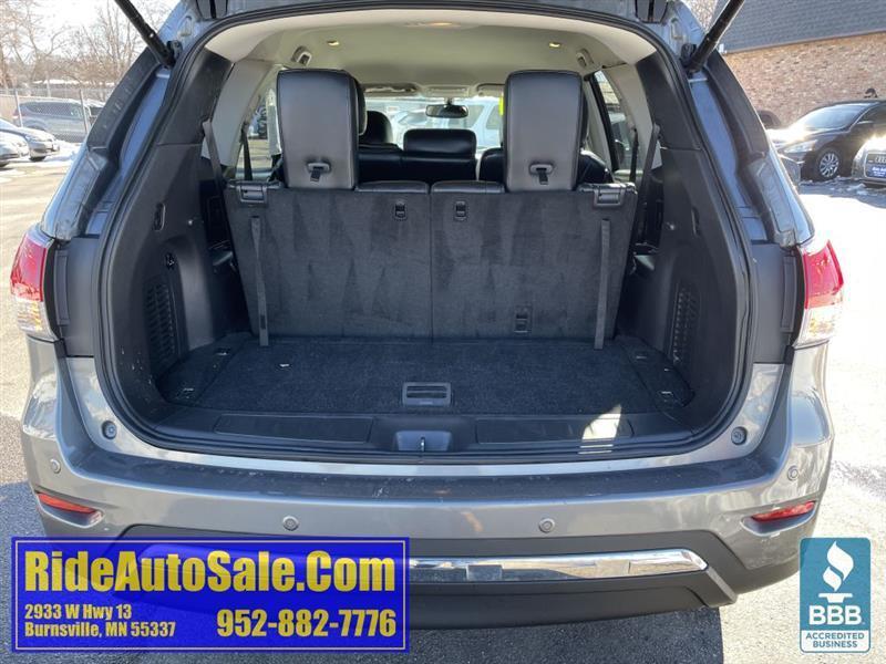 Nissan Pathfinder  2015