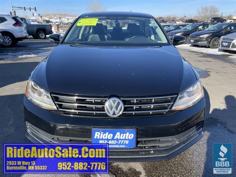 Volkswagen Jetta  2018