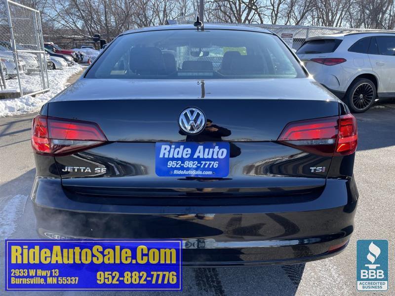 Volkswagen Jetta  2018