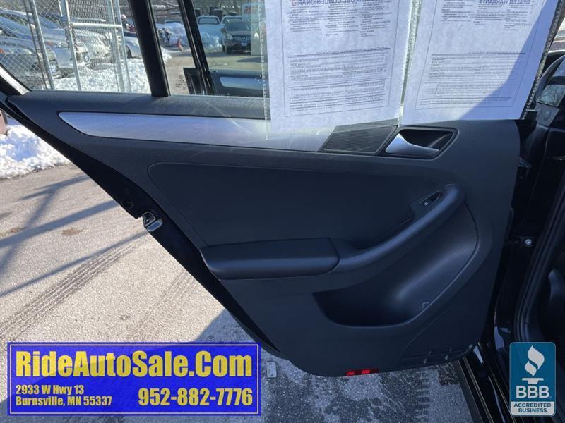 Volkswagen Jetta  2018