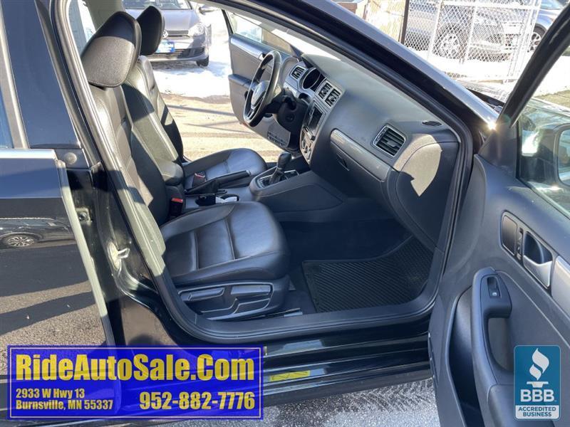 Volkswagen Jetta  2018