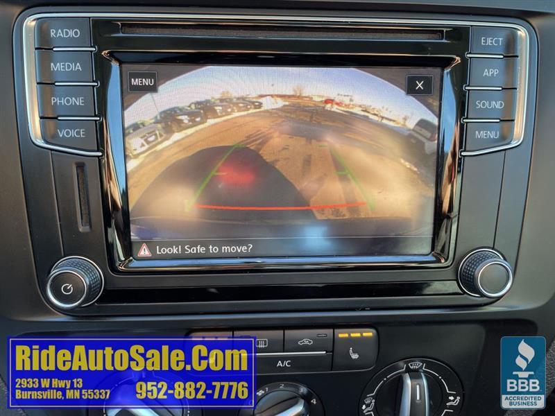 Volkswagen Jetta  2018