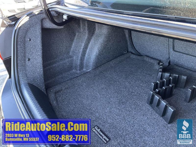 Volkswagen Jetta  2018