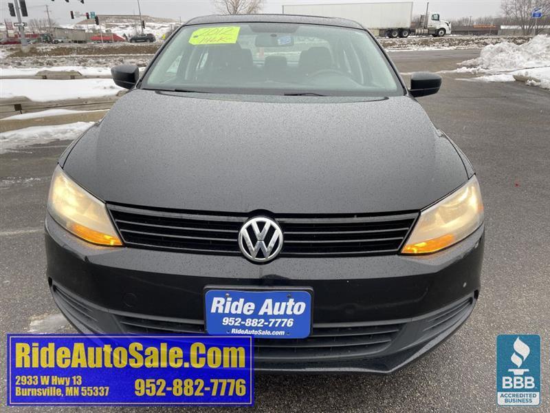 Volkswagen Jetta  2012