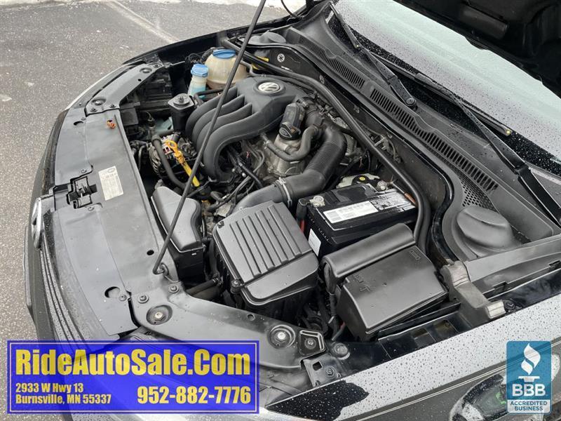 Volkswagen Jetta  2012