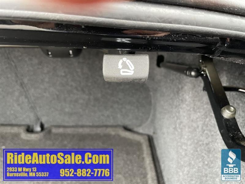 Volkswagen Jetta  2012