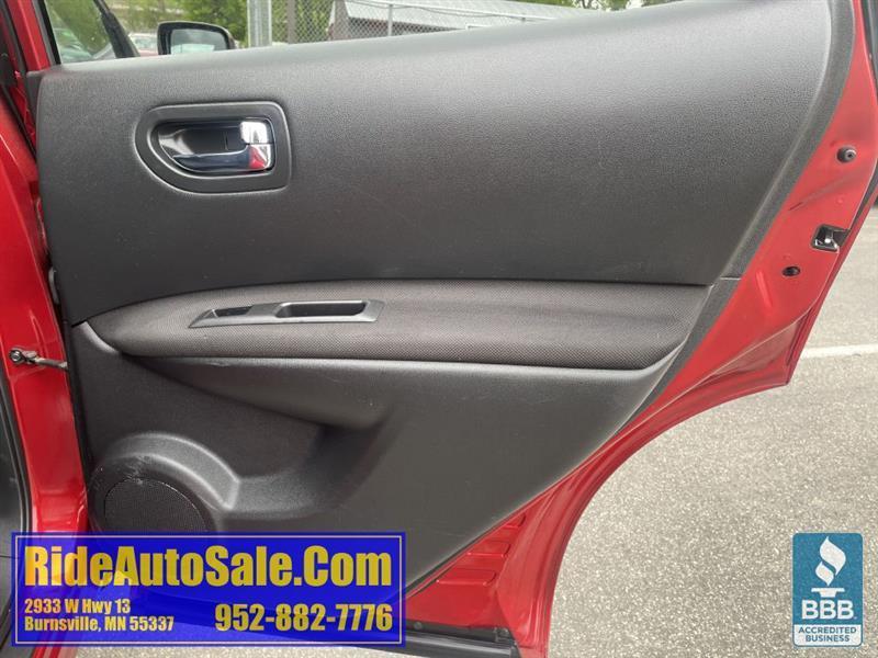 Nissan Rogue  2013
