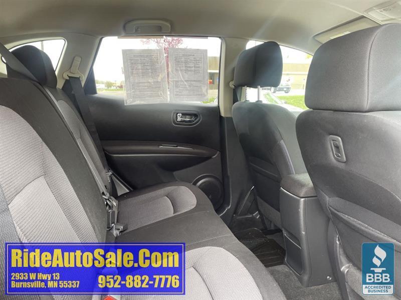 Nissan Rogue  2013