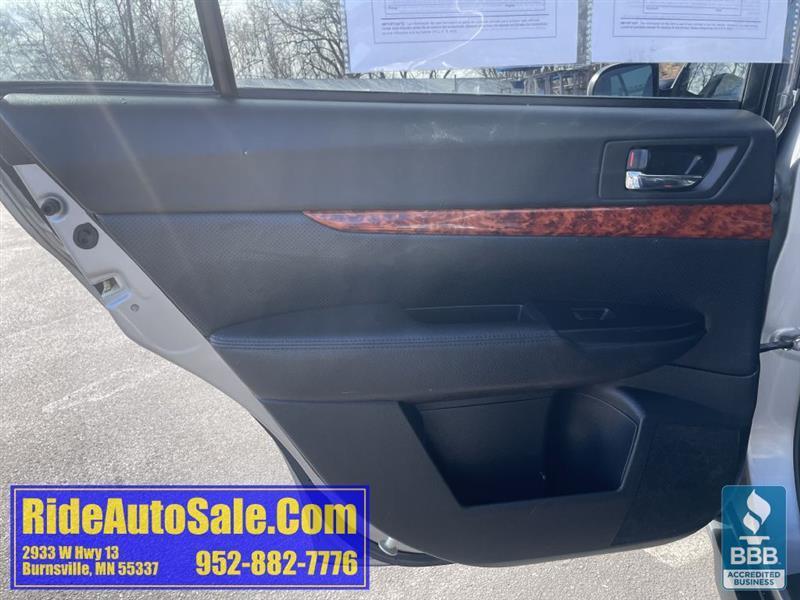 Subaru Outback  2010