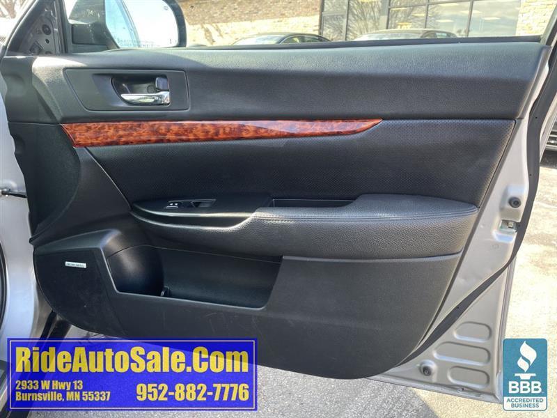 Subaru Outback  2010