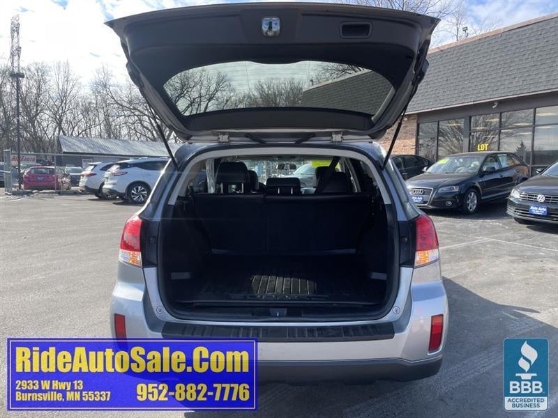 Subaru Outback  2010