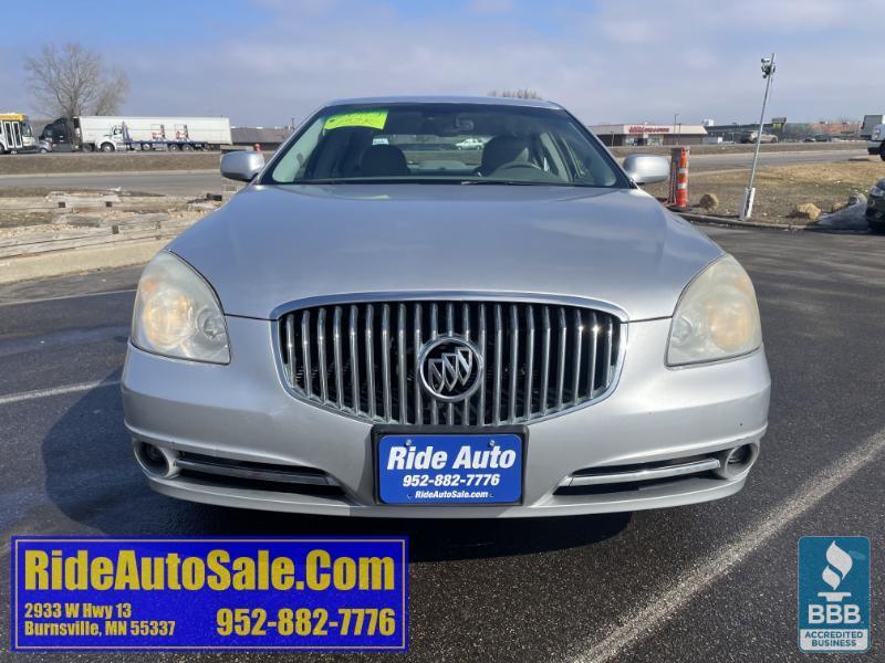Buick Lucerne  2010