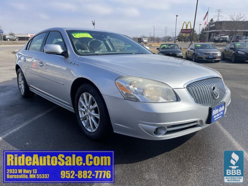 Buick Lucerne  2010