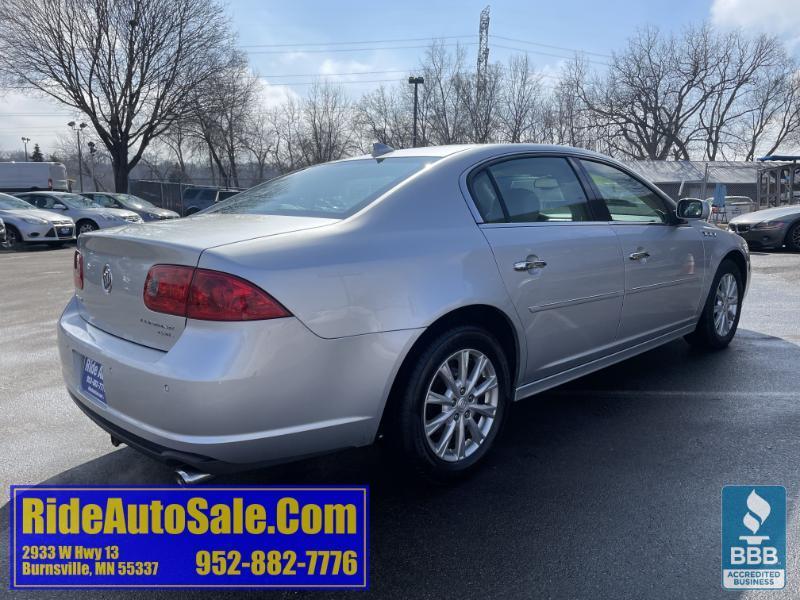 Buick Lucerne  2010