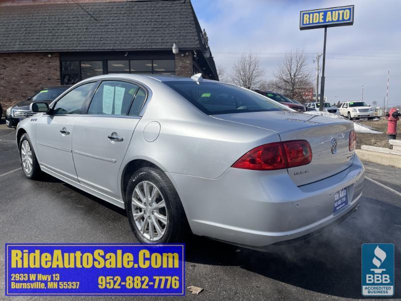 Buick Lucerne  2010