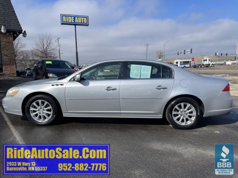 Buick Lucerne  2010